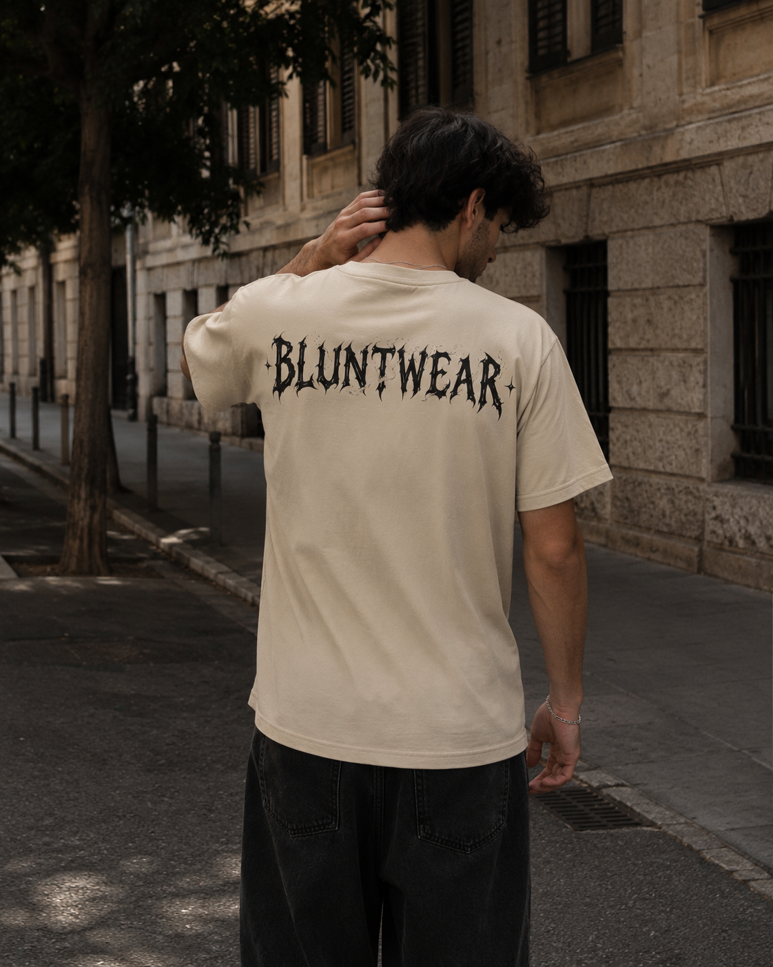 BLUNTWEAR SIGNATURE TEE- Bluntwear
